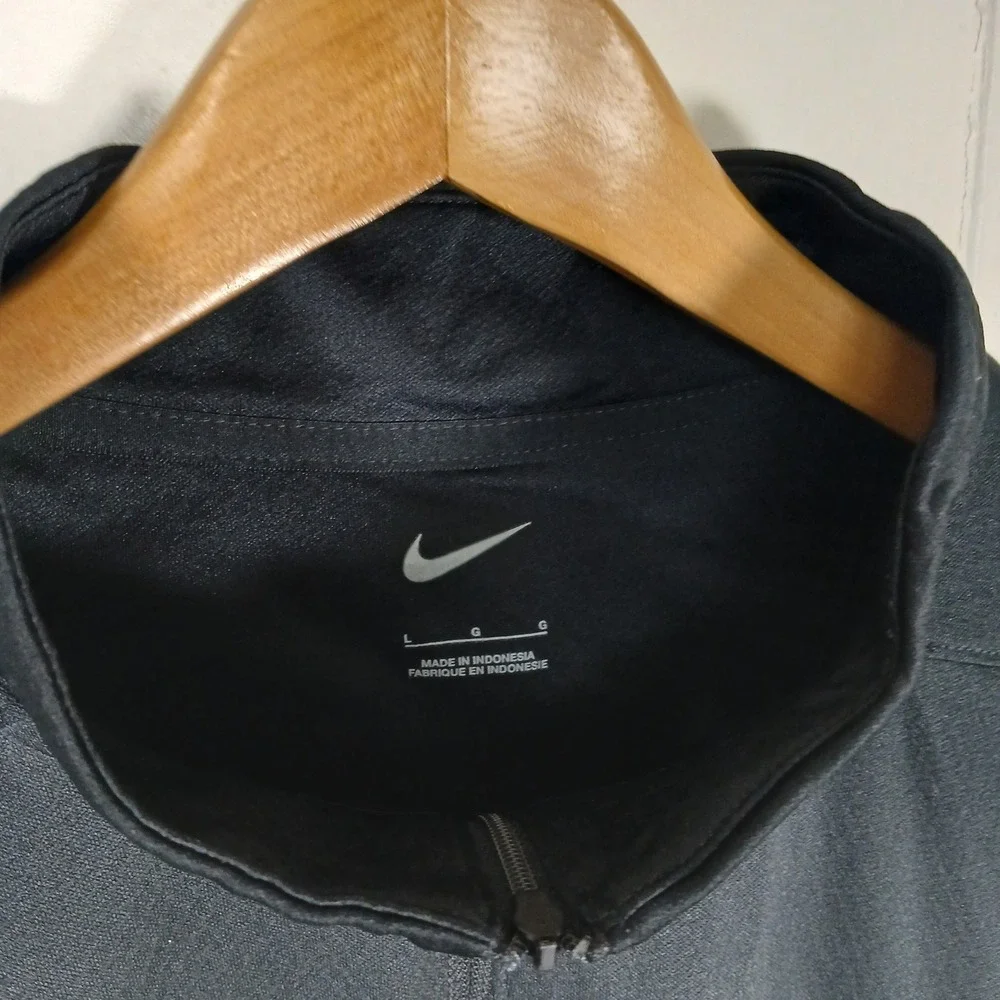 Nike The Heist 1/4 Zip Pullover Mens Large Black BV6044-010 Graphic Activewear